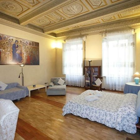 Residenza D'Epoca Montanini Bed & Breakfast Сиена Екстериор снимка
