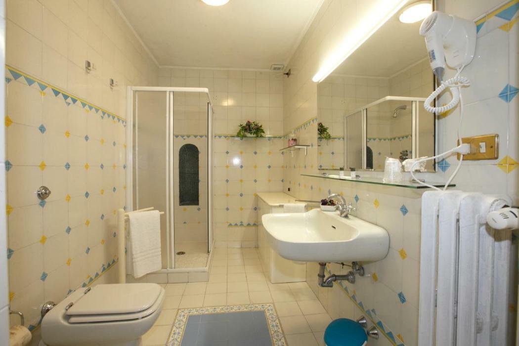 Residenza D'Epoca Montanini Bed & Breakfast Сиена Екстериор снимка