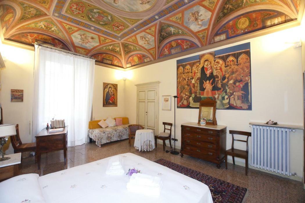 Residenza D'Epoca Montanini Bed & Breakfast Сиена Екстериор снимка
